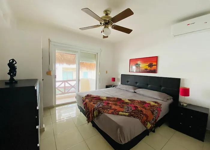 Playa Mamita Old Style Seaview Penthouse For 4 Apartament Playa del Carmen